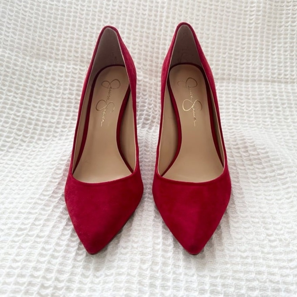 Red heels - Picture 2 of 5